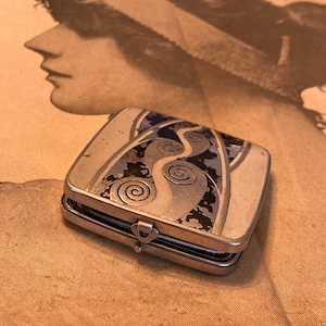 Art Deco Richard Hudnut makeup compact