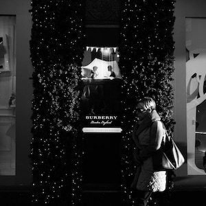 Knightsbridge Photography, Harrods Print, Black And White Photography, London Print, Knightsbridge Print, Street Photography, Wall Decor