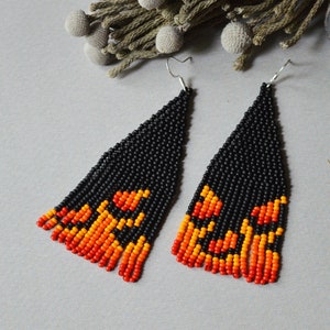 Pendientes largos asimétricos con borlas y cuentas en forma de llama, pendientes de fuego con flecos desiguales, pendientes de fiesta estilo boho