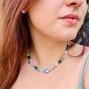 Collier de perles estival tendance, bijoux bohèmes, collier de perles multicolores, bijoux de plage,