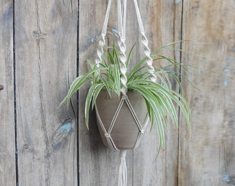 Macrame Plant Hanger - Handmade Wall Decor - Modern Plant Holder - Eco-Friendly Gift Idea