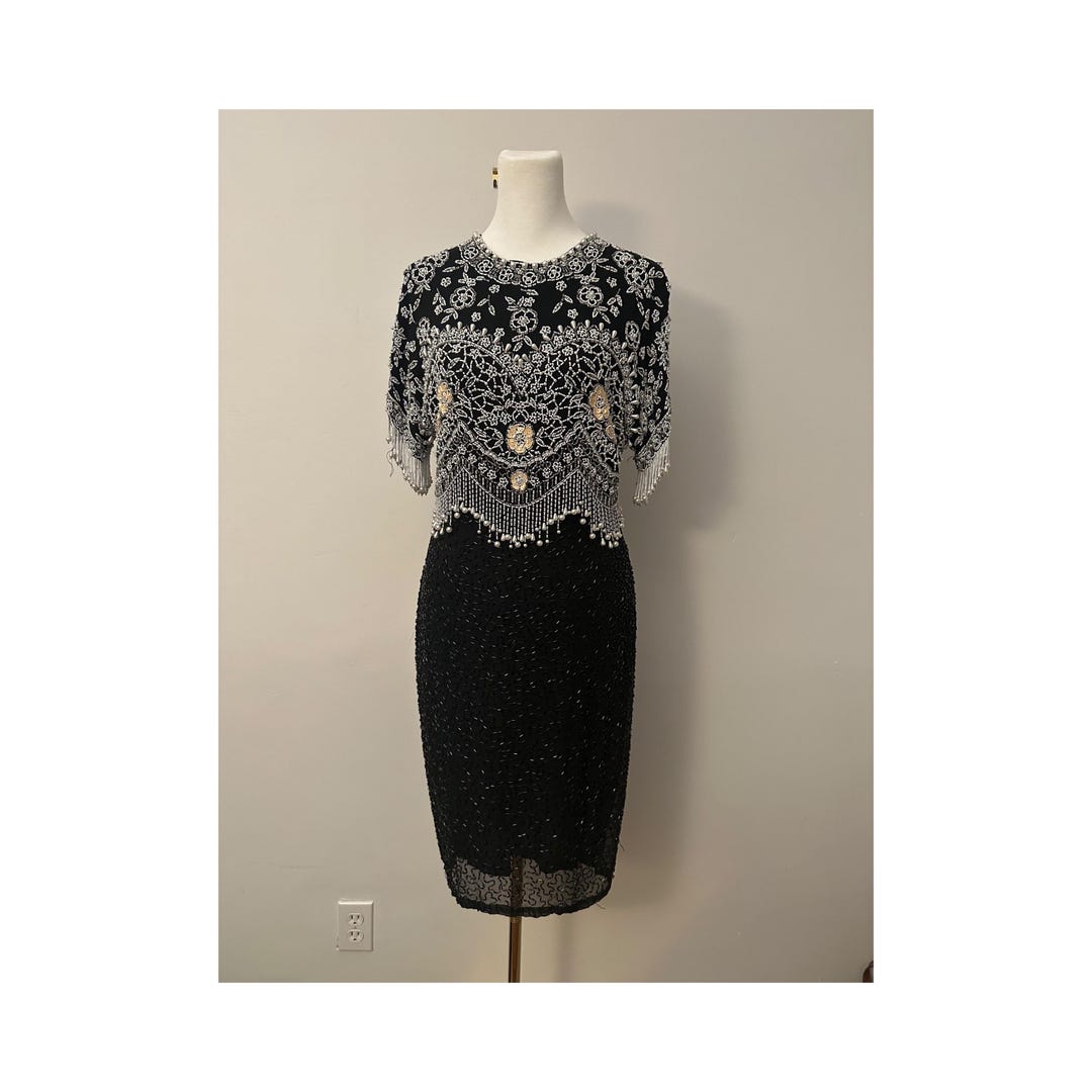 amazon yellow dress Prime Big Deal Days llegará por primera vez al mercado local en Little Black Dress Black Adele Cocktail Dress Color:Pastel  Blue Windsor navy blue off
