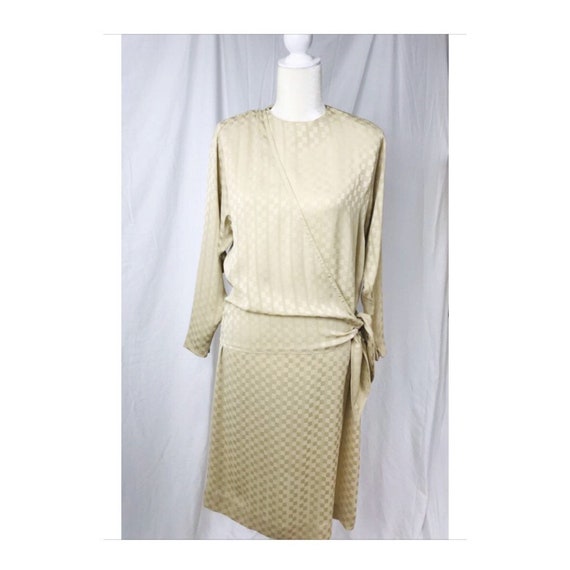 Vintage 80's Champagne Dress with checkered patte… - image 1