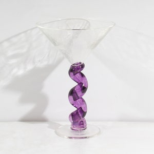 Guy Corrie Union Street Glass 1999 Purple Spiral Martini Glass
