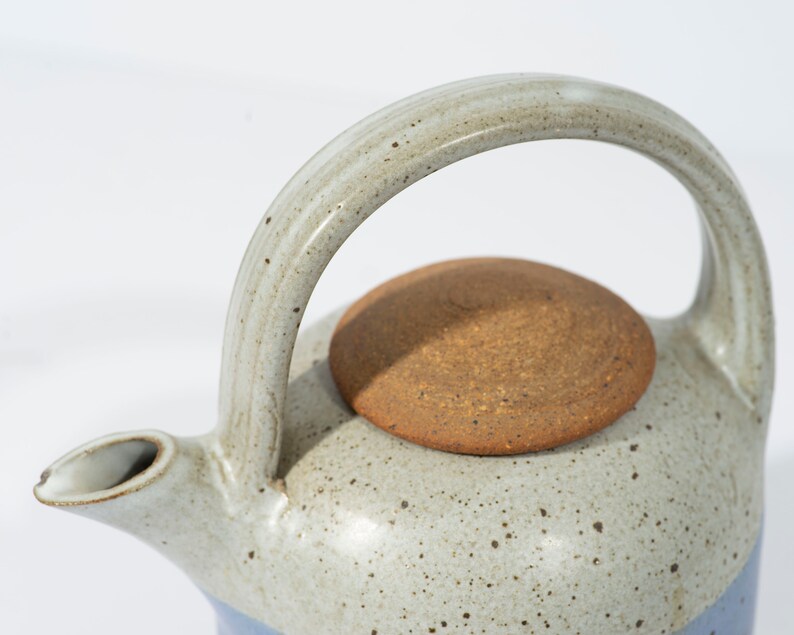 Byron Temple Studio Pottery Blue and White Teapot Etsy Canada