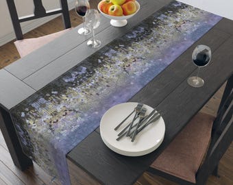 Elegant Textured Table Runner for Dining, Home Decor, Festive Elegance, Holiday Table Decoration, Stylish Centerpiece