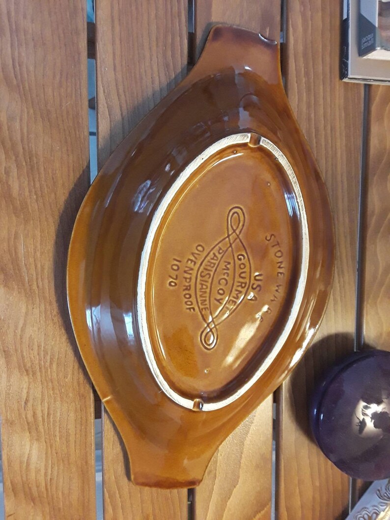 Beautiful McCoy Pottery Parisianne Gourmet dish #1070