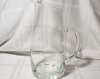Angoily Acrylic Pitcher Clear Plastic Water Pitcher Great for Iced Tea Sangria Lemonade and More