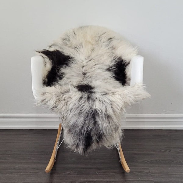 Genuine Natural Single Sheepskin Rug Soft Dense Pile Spotted Sheepskin Rug Exclusive Rug Throw Rug