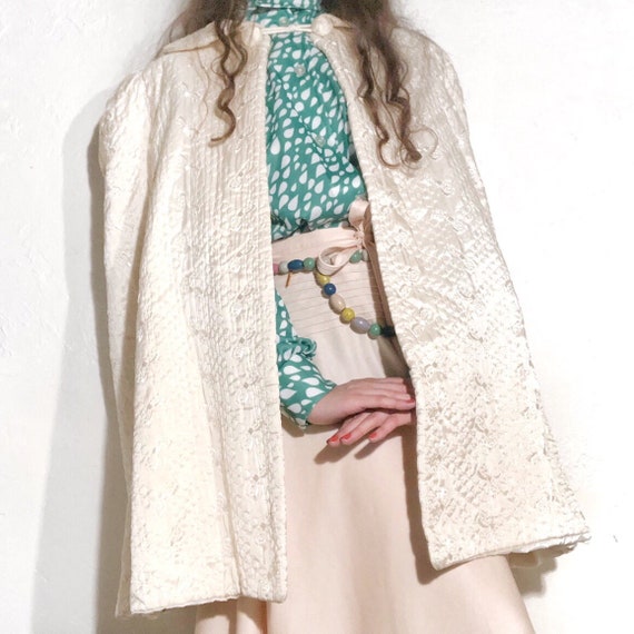 1940's Vintage Brocade Off White Cape Coat