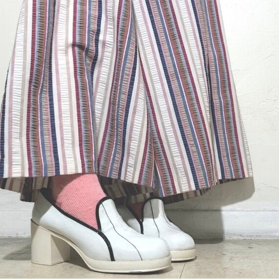 1970's Vintage White Platform Stacked Heel with Bl