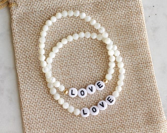 Mother's Day Gift, Mama Bracelet, Personalized Name Bracelet, Custom Word Bracelet, Letter Bead Bracelet, Mother of Pearl Beaded Bracelet