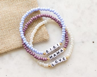 Bracelet prénom personnalisé, Bracelet de perles, Cadeau pour maman, Cadeau pour elle, Bracelet personnalisé, Bracelet prénom carré, Bracelet d'amitié