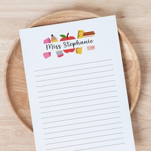 Teacher Note Pad Personalized, Colorful Custom School Stationery, Cute Teacher Appreciation Gift with Name, Thank You Teacher End of Year
