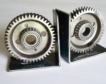 Metal Bookends/ Industrial Decor/ Bookends/ Heavy Duty Bookends/ Metal Gears/ Gear Bookends/ Industrial Bookends