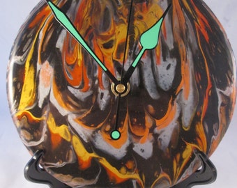 Resin Clock, OOAK Clock, Silver clock, quirky decor,  Recycled Record, Paint Pouring, Painted Clock, Poured Paint, Fluid Art, Cell Painting