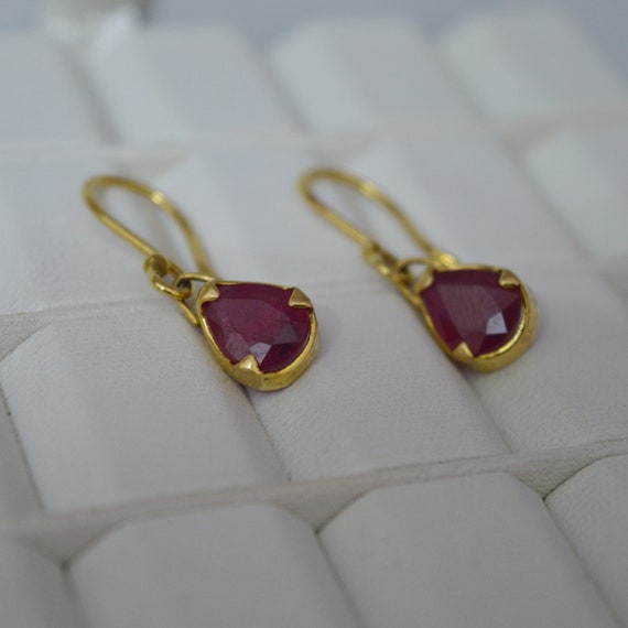 Beautiful Ruby gemstone loop earrings - Gemstone … - image 5