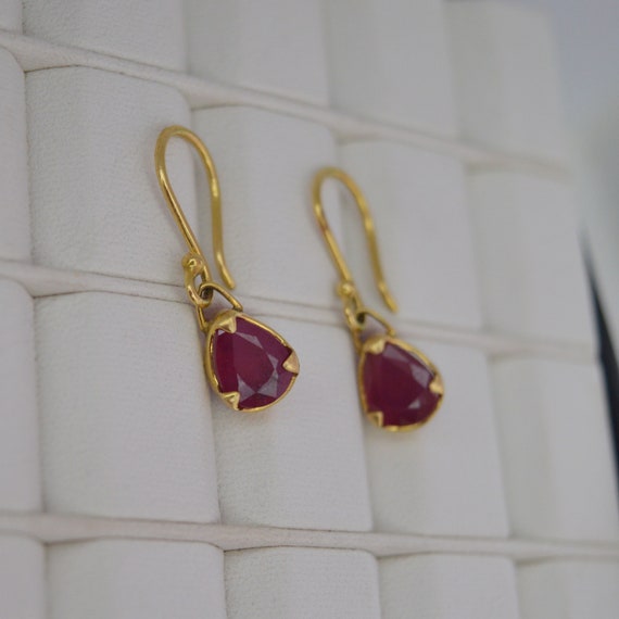 Beautiful Ruby gemstone loop earrings - Gemstone … - image 3
