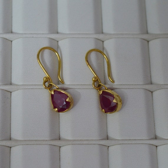 Beautiful Ruby gemstone loop earrings - Gemstone … - image 4