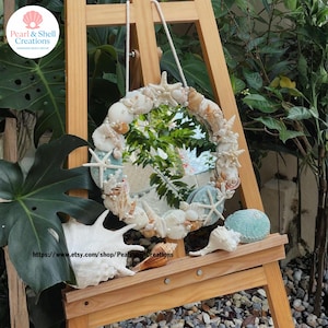 Boho Coastal Mirror – Handmade Seashell Round Mirror | Coastal Ocean Blue Wall Decor | Nautical Beach House Mirror with Pearls (30 cm)