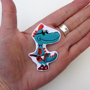 Cool dinosaur patches, cartoon dinosaurs in sunglasses, iron on patches