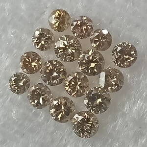 Natürlicher Fancy Gelber Diamant , 0.827 Cttw , Natürliche Diamantrunden , Gelber Diamant , Runder Diamant , Fancy Color Diamanten , Fancy Gelb