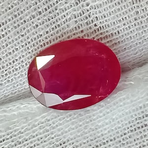 Rubino non riscaldato e non trattato, Rubino naturale del Myanmar, 2,24 carati totali, Rubino, Rubino del Myanmar, Rubino sangue di piccione del Myanmar, Rubino del Myanmar