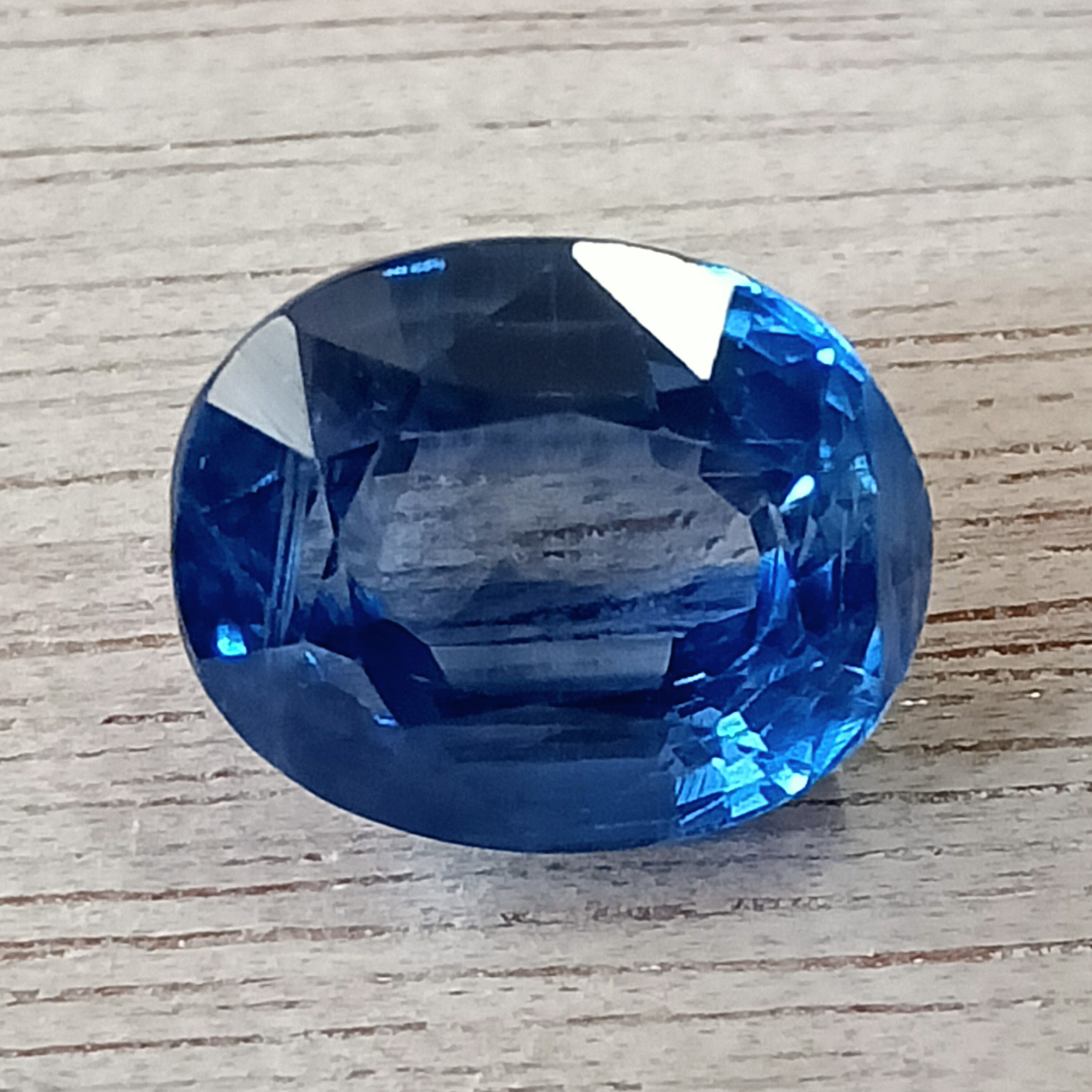 【売り切り御免！】 Quality, Premium Kyanite, Oval Kyanite Cts., 4.19 Oval, 置物