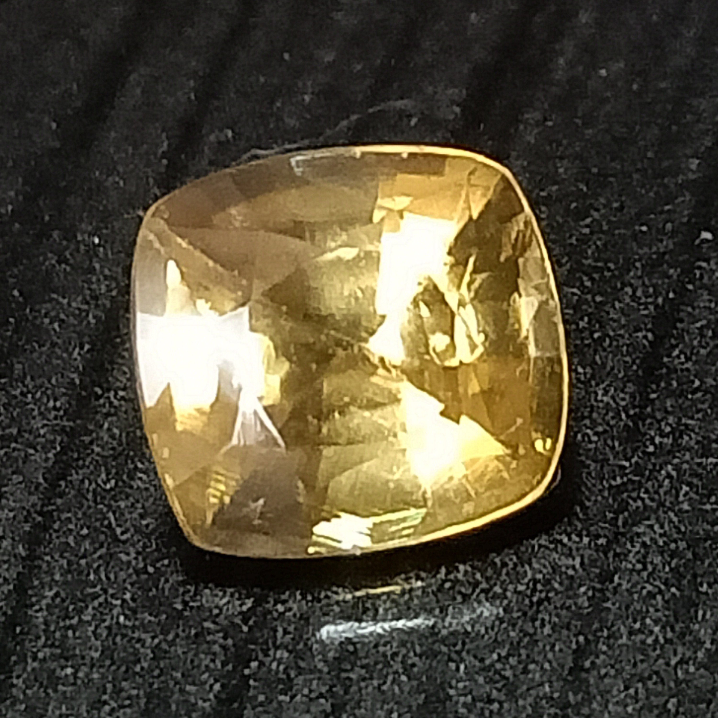 Natural Yellow Zircon 1.78 carats / Jupitergem