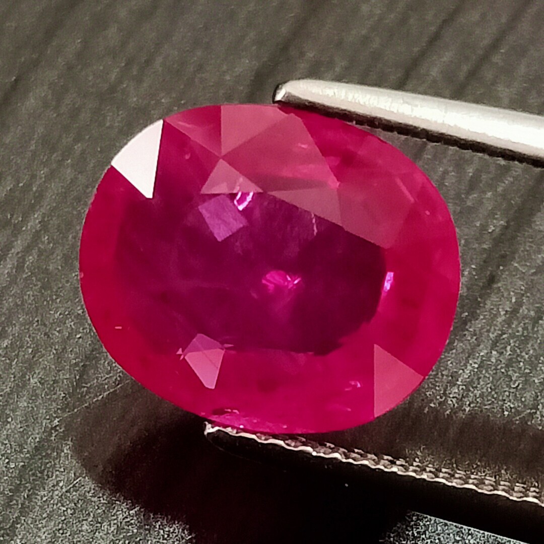 Transparent Burma Ruby, 4.05 Cts., Purplish Pink Red Ruby, Ruby, Ruby