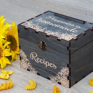 4x6 Recipe box with dividers and recipe cards Personalized Engraved wood box Bridal shower Wedding Housewarming Mothers day Christmas gift