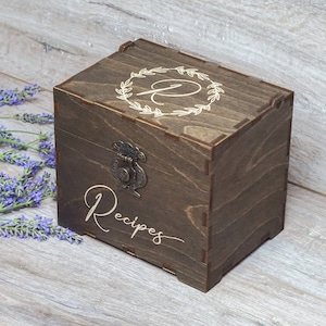 Recipe box with dividers & 4x6 recipe cards Personalized engraved wood box Bridal shower decor Mothers day gift Christmas