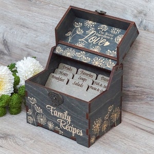 Personalized wood recipe box with dandelions, dividers & 4x6 recipe cards Engraved box Custom wooden recipe card box