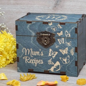 Recipe box with butterflies, dividers & 4x6 recipe cards Personalized engraved wood box Bridal shower decor Mothers day gift Christmas