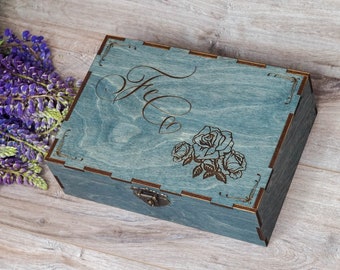 Personalized Wood Keepsake Box with Roses, Engraved Wood Memory box, Custom wedding gift, Engagement gift, Rustic Wooden Box for Couples