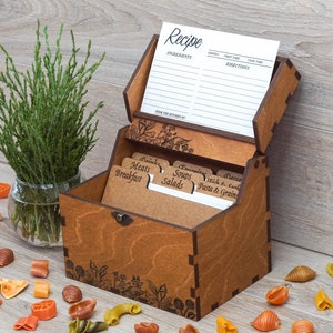 Recipe Box With Floral Frame, Dividers & 4x6 Recipe Cards Personalized Dark Engraved Wood Box for Bridal Shower, Mothers Day Gift