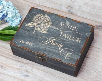 Personalized Wood Keepsake Box with Hydrangea, Engraved Wood Memory box, Custom wedding gift, Engagement gift, Rustic Wooden Box for Couples