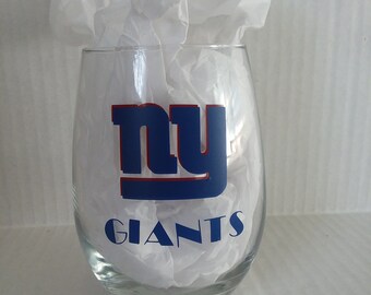 NY Giants Wine Glass