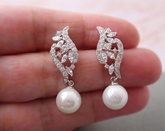 Silver Bridal  Earrings ,Art Deco Earrings,Pearl studs, Pearl Earrings ,vintage style  Wedding Jewelry , Dangle  Wedding Earrings ,UK