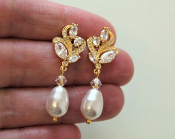 Gold Bridal Art Deco Earrings, Pearl Earrings, Bridesmaid Art Deco earrings, Bridesmaid gold earrings, Wedding Earrings, Wedding Jewelry