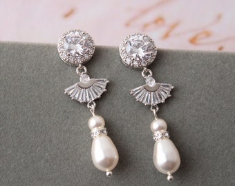 Vintage Style Bridal Earrings, Art Deco Earrings, Wedding Fan Earrings, Crystal Pearl  drop  earrings , Wedding Jewelry, Bridal jewelry