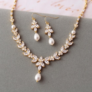 Gold Bridal Pearl Drop Earrings, Bridal earrings, Zirconia Earrings for brides, Dangle Leaf Wedding jewelry set Zirconia Bridal jewelry set