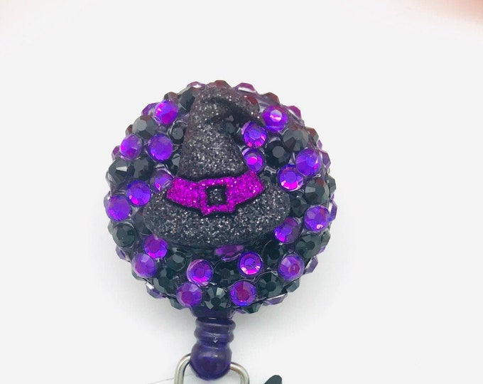 Witch hat retractable ID holder
