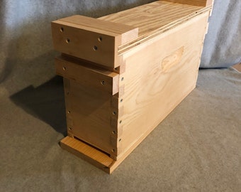 3 Frame Mating Nuc Bee Hive Queen Rearing Supplies, with or without jar feeder hole