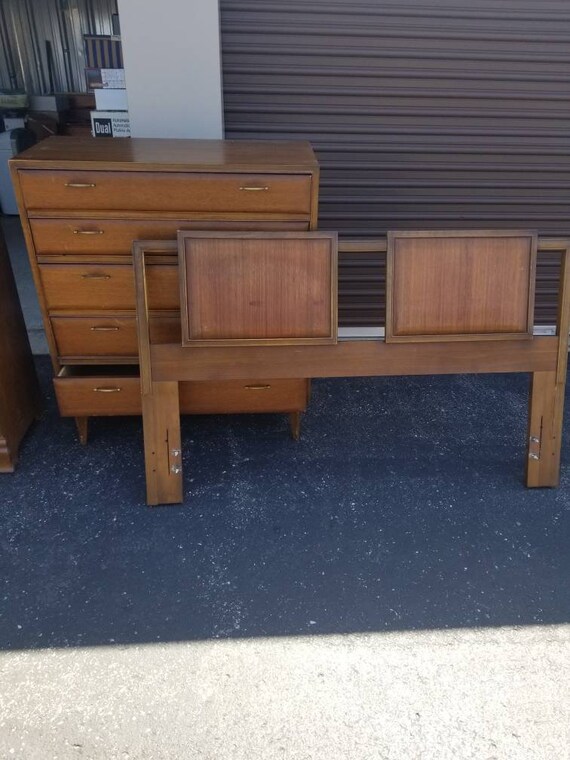 Lane Vintage Bedroom Set