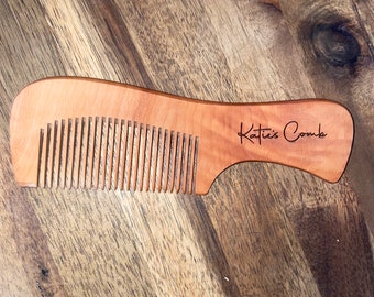 Engraved personalised wooden comb - flower girls gifts - birthdays personalised gift - personalised comb - childrens comb