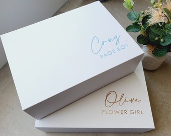 MAGNETIC BLACK WHITE Personalised gift box | Bridal Groomsmen Bridesmaid Godparents | Christening | Bridesmaid Proposal | Maid of Honour box
