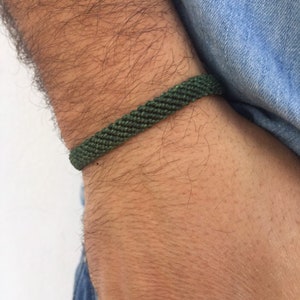 Macrame Bracelet, Bracelet for Women, Bracelet for Men, Waterproof Bracelet, Surf Bracelet, Green Bracelet, Friendship Bracelet, gift