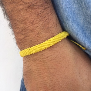 Makramee-Armband, Armband für Frauen, Armband für Männer, wasserdichtes Armband, Surf-Armband, gelbes Armband, Freundschaftsarmband,Geschenk