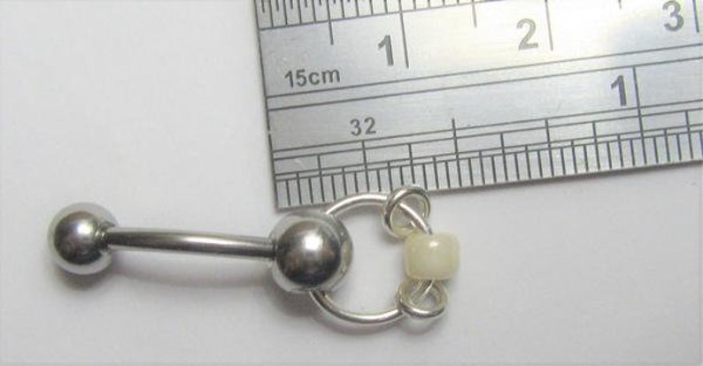 VCH Jewelry Vertical Hood Surgical Steel Pearled Off White Bead Hoop Dangle Barbell VCH Clitoral Hood Ring 14 gauge 14g Intimate Jewelry